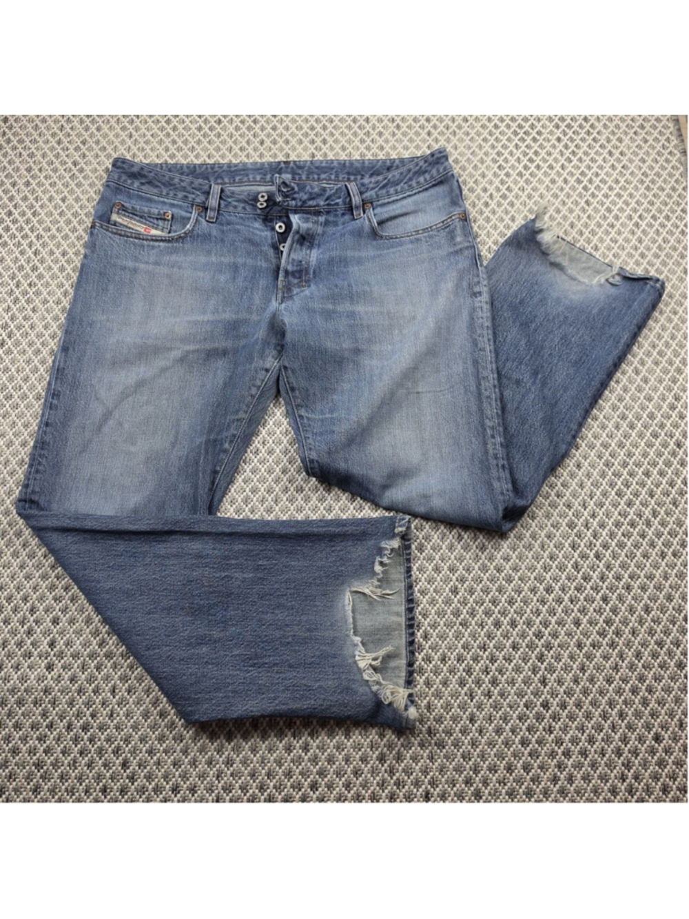 Diesel Industry Men’s 38 Light Wash Button Fly Distressed Straight Leg Jeans